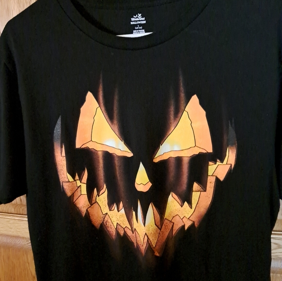 NWOT Celebrate HALLOWEEN T-Shirt size L cotton blend - Picture 5 of 5